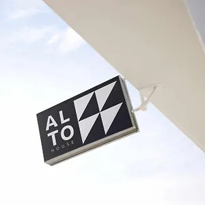 Pensionat Alto House Al De Assinatura Modernista, FAO